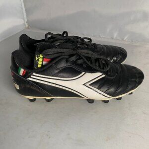 Diadora Soccer Men’s Brasil Classic Cleats Size 8.5 US
